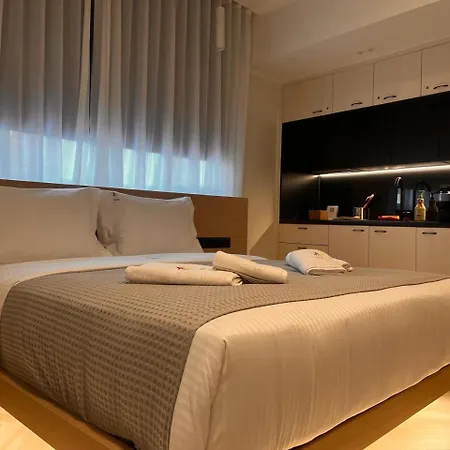 Aparthotel Triple A - Chic & Elegant By The Market - Free Parking! Athens